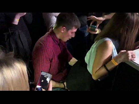 ❤️ Sessu reale in una discoteca russa. Una ragazza russa di 18 anni in l'anu è a vagina scopata in una discoteca Solo porno à porn co.psi-mass.ru ☑